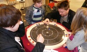 Crokinole nowa gra towarzyska