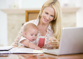 Dzieci kochają gry komputerowe