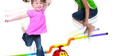 Zakręcony skoczek – aktywna zabawa w domu i na powietrzu