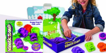 Piasek złożony z magii – Kinetic Sand, nowość w ofercie Libry