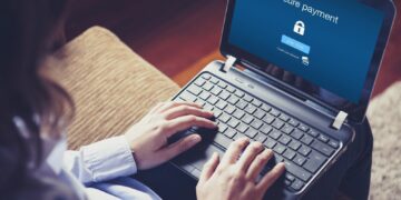 Jak zabezpieczyć sklep internetowy przed cyberatakami?