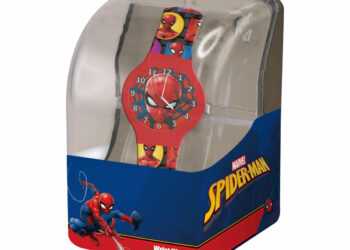 ZEGARKI LICENCYJNE W PRZEZROCZYSTYM PUDEŁKU