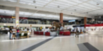 Odwiedzalność rośnie wraz z uruchamianiem pełnej oferty centrów handlowych