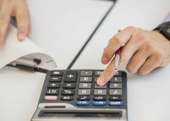 E-faktury będą obowiązkowe od 2024 roku